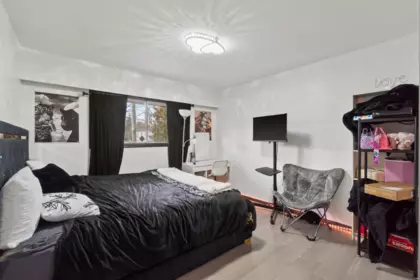 Bedroom 3 Photo of 4900 200th Street, Langley, BC