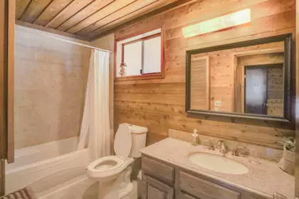 Mudroom Photo of 276 Smugglers Cove Road, Bowen Island, BC