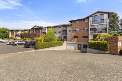 Garden / Landscaping Photo of 102 32910 Amicus Place, Abbotsford, BC