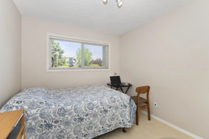 Guest Bathroom Photo of 102 32910 Amicus Place, Abbotsford, BC