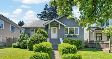 834 Fourth Street, New Westminster, BC, New Westminster — Single Family Residence for sale