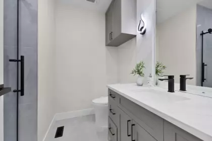 Laundry Room Photo of 9763 155 Street, Surrey, BC