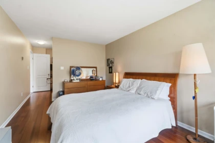 Basement Recreation Room Photo of 106 5568 Barker Avenue, Burnaby, BC