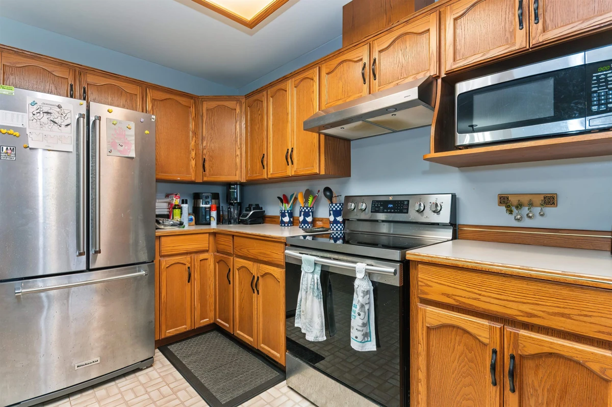 Family Room Photo of 770 Olson Avenue, Hope, BC