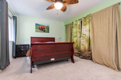 Basement Recreation Room Photo of 770 Olson Avenue, Hope, BC