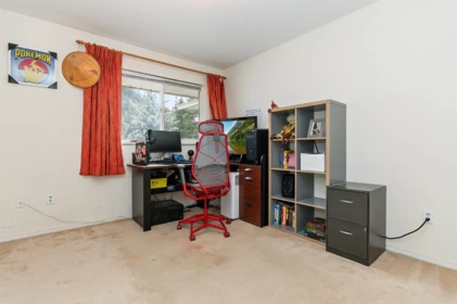 Office / Den Photo of 770 Olson Avenue, Hope, BC
