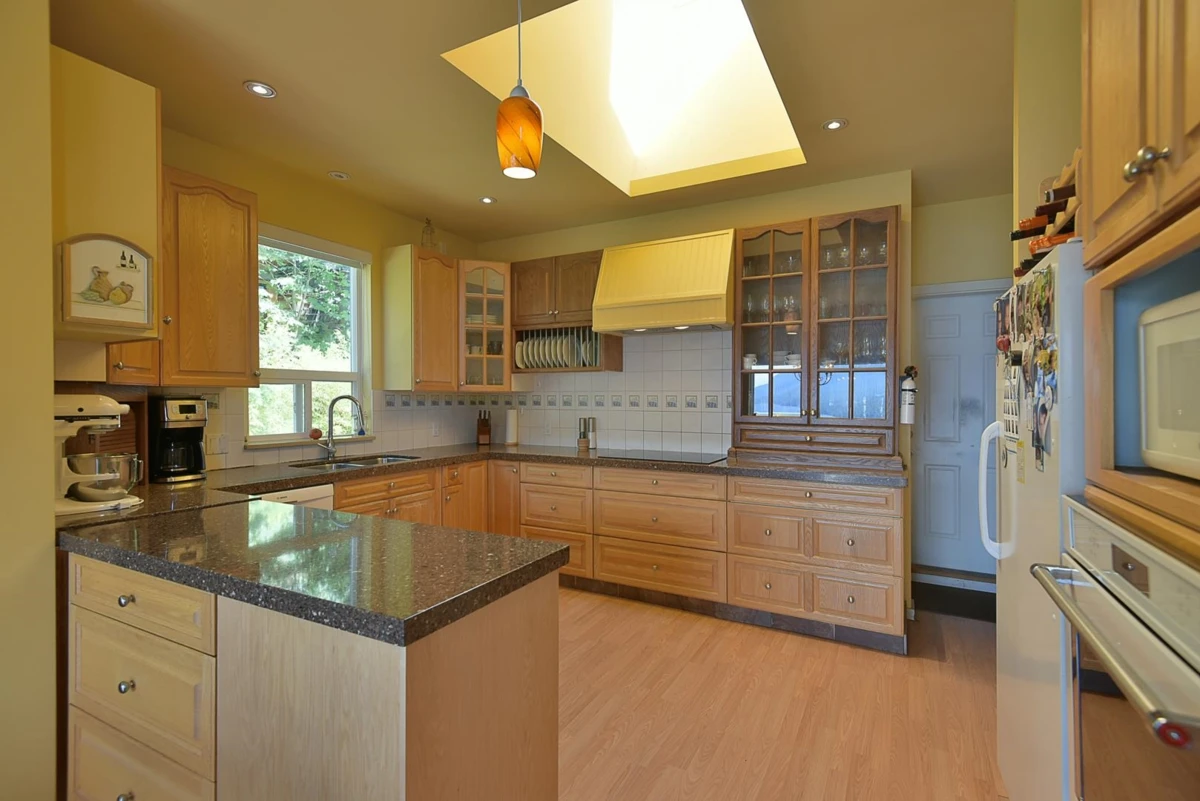 Family Room Photo of 5870 Skookumchuk Road, Sechelt, BC