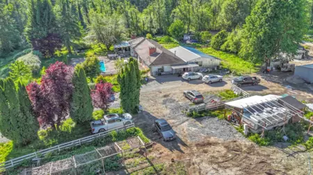 25707 8th Avenue, Langley, BC, Langley — Single Family Residence for sale