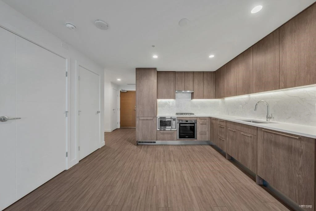Family Room Photo of 2302 6398 Silver Avenue, Burnaby, BC