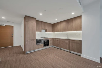 2302 6398 Silver Avenue, Burnaby, BC, Burnaby — Apartment/Condo for sale