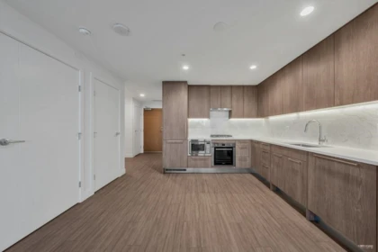 2302 6398 Silver Avenue, Burnaby, BC, Burnaby — Apartment/Condo for sale