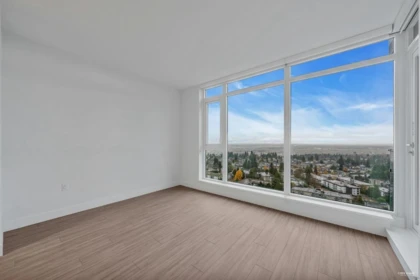 Guest Bathroom Photo of 2302 6398 Silver Avenue, Burnaby, BC