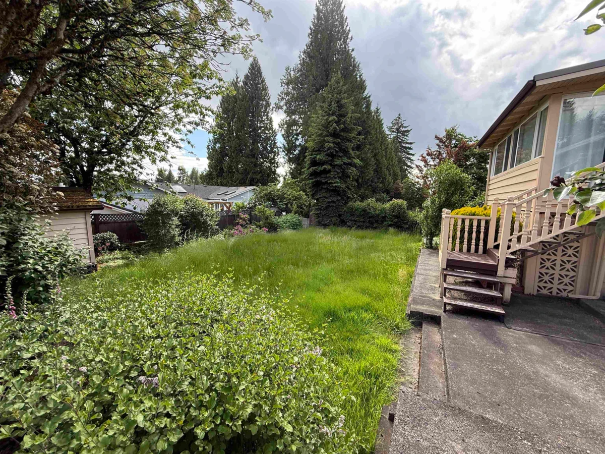 Family Room Photo of 1734 Dansey Avenue, Coquitlam, BC