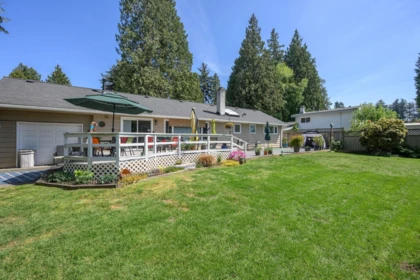 Garden / Landscaping Photo of 957 56a Street, Delta, BC