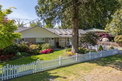 Outdoor Deck Photo of 957 56a Street, Delta, BC