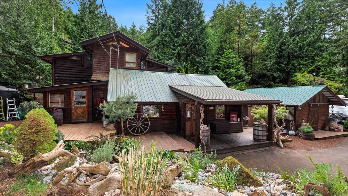 Exterior Rear Photo of 604 Waugh Road, Mayne Island, BC