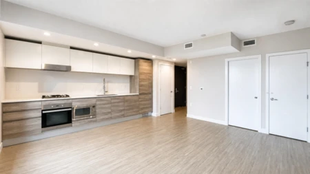 Kitchen Island Photo of 506 6533 Buswell Street, Richmond, BC