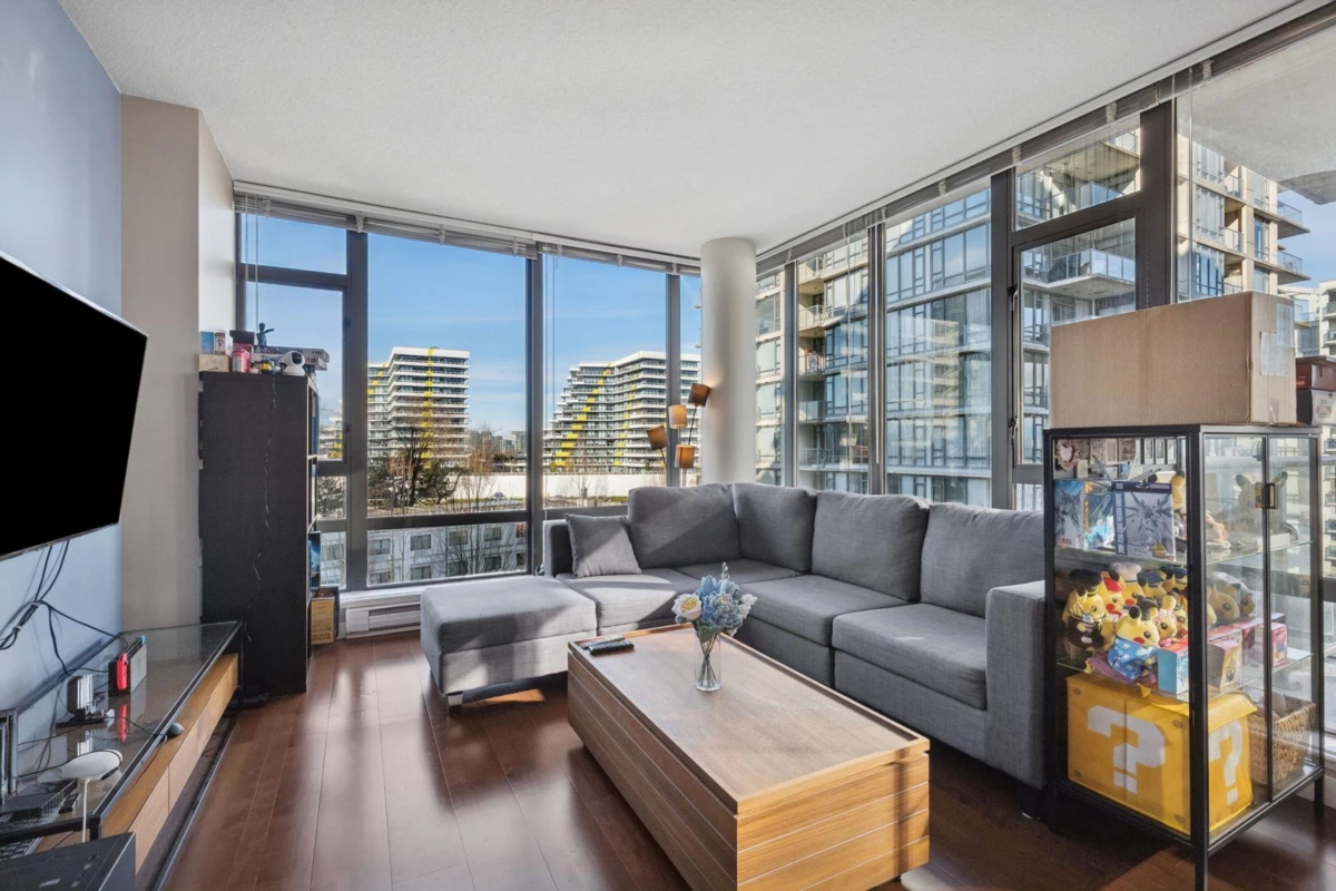 Family Room Photo of 808 6888 Alderbridge Way, Richmond, BC