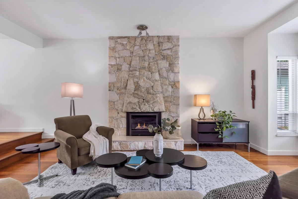 Family Room Photo of 2021 Rufus Drive, North Vancouver, BC