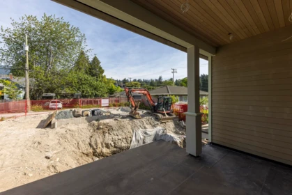 Garden / Landscaping Photo of 258 E 21st Street, North Vancouver, BC
