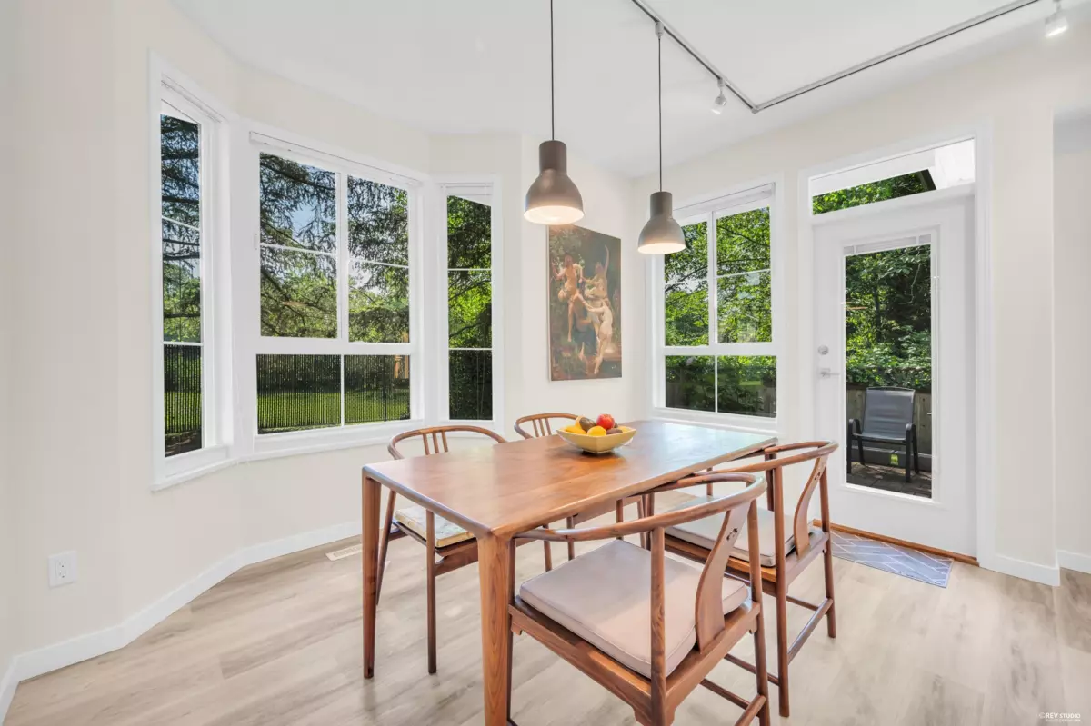 Family Room Photo of 18 6950 120 Street, Surrey, BC