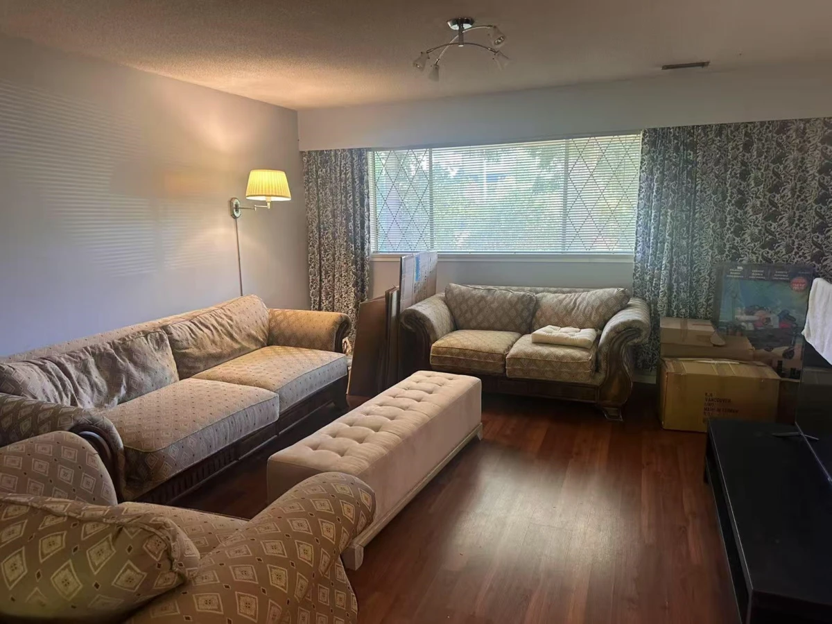 Living Room Photo of 7851 Bennett Road, Richmond, BC