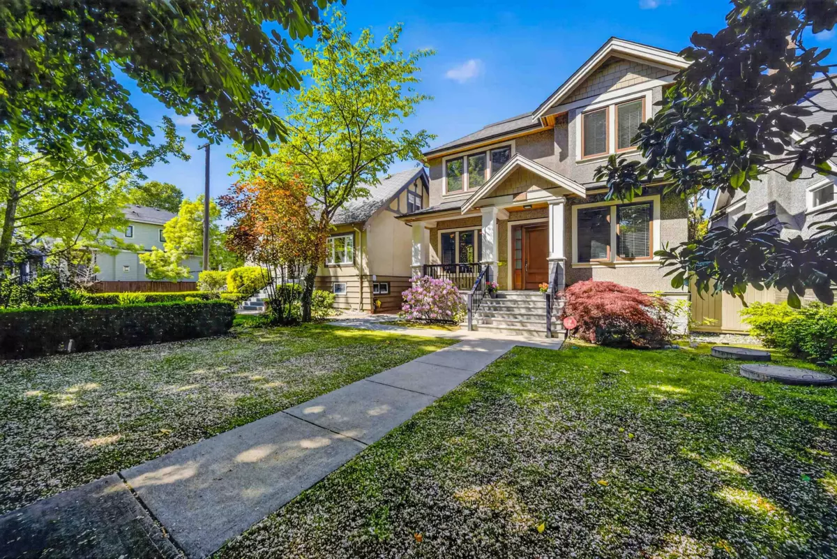 Exterior Rear Photo of 3285 W 12th Avenue, Vancouver, BC