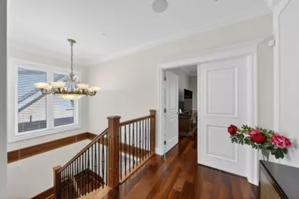 Entry Foyer Photo of 3285 W 12th Avenue, Vancouver, BC