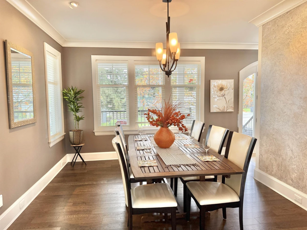 Living Room Photo of 19123 60b Avenue, Surrey, BC