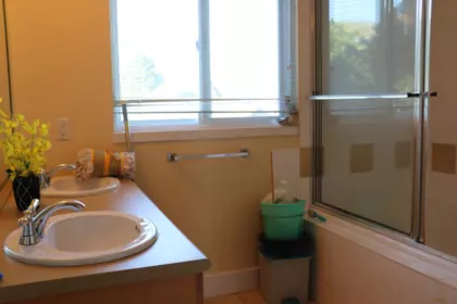 Guest Bathroom Photo of 3 7833 St. Albans Road, Richmond, BC