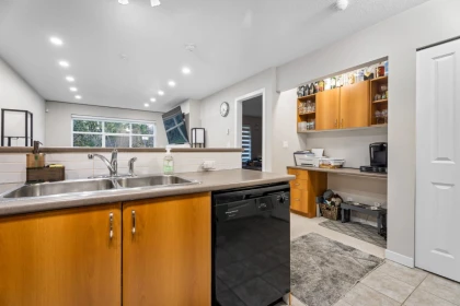 Pantry Photo of 203 14885 105 Avenue, Surrey, BC
