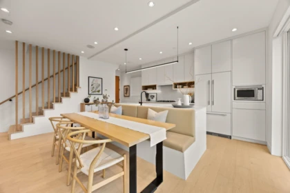 Breakfast Nook Photo of 529 E 17th Avenue, Vancouver, BC