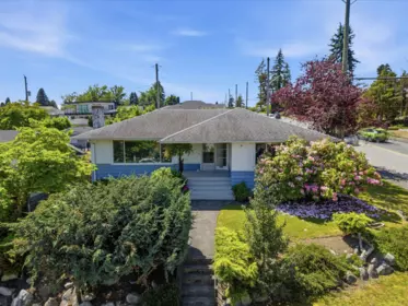 937 Chestnut Street, New Westminster, BC, New Westminster — Single Family Residence for sale