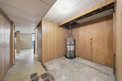 Mudroom Photo of 937 Chestnut Street, New Westminster, BC