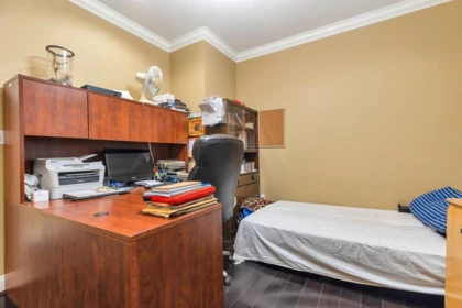 Basement Recreation Room Photo of 10163 177a Street, Surrey, BC