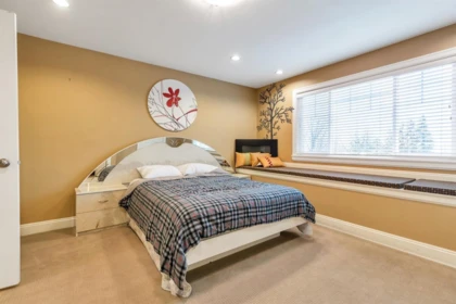 Guest Bathroom Photo of 10163 177a Street, Surrey, BC