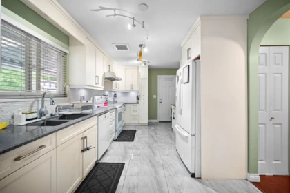 Breakfast Nook Photo of 8912 Ursus Crescent, Surrey, BC