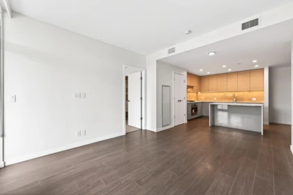 606 4168 Lougheed Highway, Burnaby, BC, Burnaby — Apartment/Condo for sale