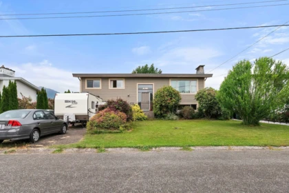 46621 Teton Avenue, Chilliwack, BC, Chilliwack — Single Family Residence for sale