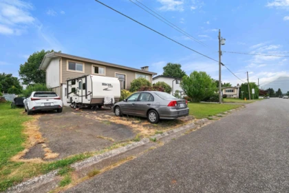 46621 Teton Avenue, Chilliwack, BC, Chilliwack — Single Family Residence for sale