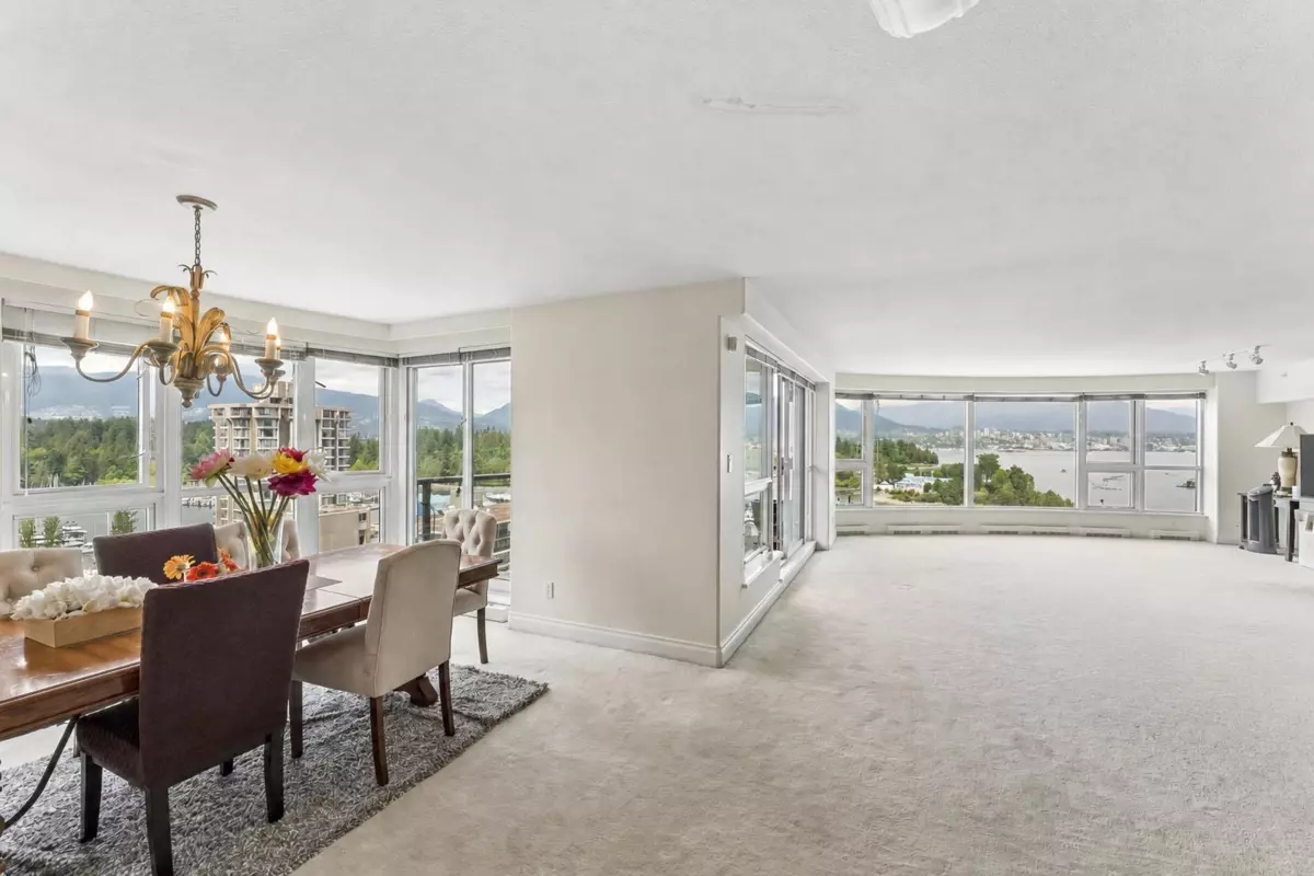 Dining Area Photo of 1703 560 Cardero Street, Vancouver, BC
