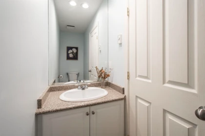Hot Tub / Spa Photo of 1 270 E Keith Road, North Vancouver, BC