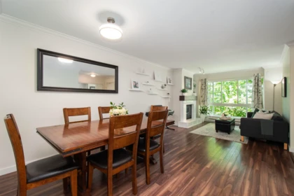 Kitchen Island Photo of 1 270 E Keith Road, North Vancouver, BC
