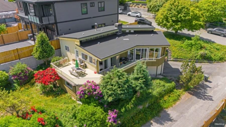 5578 Oakglen Drive, Burnaby, BC, Burnaby — Single Family Residence for sale