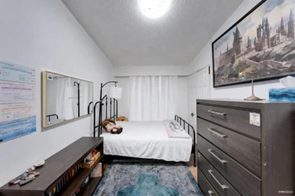 Office / Den Photo of 5578 Oakglen Drive, Burnaby, BC