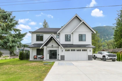 10080 Mountainview Road, Mission, BC, Mission — Single Family Residence for sale