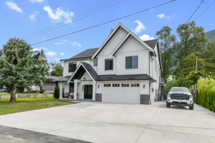 10080 Mountainview Road, Mission, BC, Mission — Single Family Residence for sale