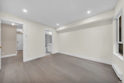 Breakfast Nook Photo of 107 515 Whiting Way, Coquitlam, BC