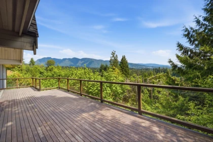 Pantry Photo of 820 Younette Drive, West Vancouver, BC