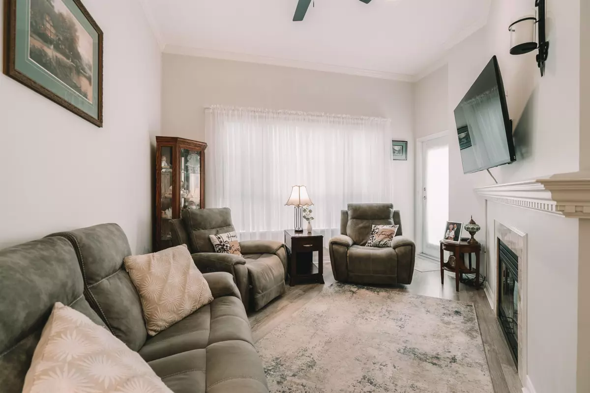 Living Room Photo of 402 2995 Princess Crescent, Coquitlam, BC